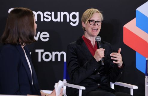 Charlotte Dungan speaking at Samsung Solve for Tomorrow