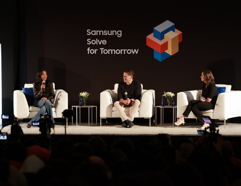 Emma Grede, left, with Mark Cuban and Allison Stransky, Chief Marketing Officer of Samsung Electronics America (Getty Images for Samsung Electronics)